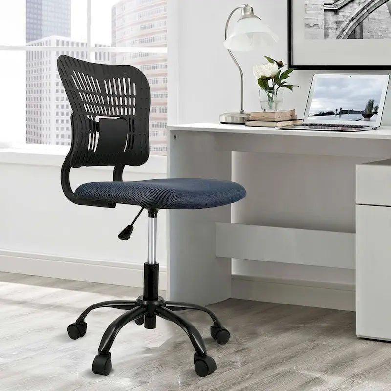 Chaise de bureau ergonomique sans accoudoirs, hauteur réglable, assise en maille