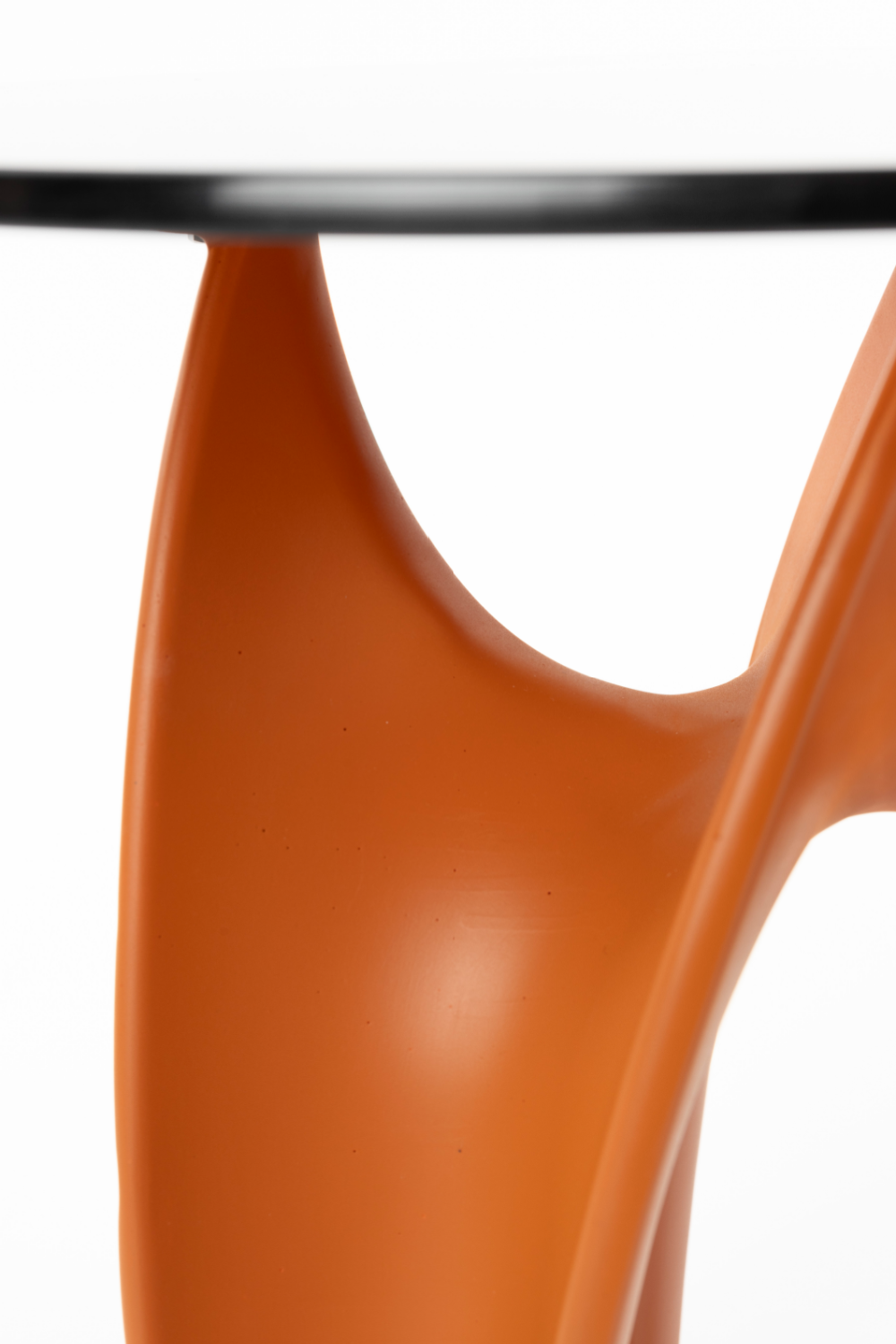 Table d'appoint en verre orange