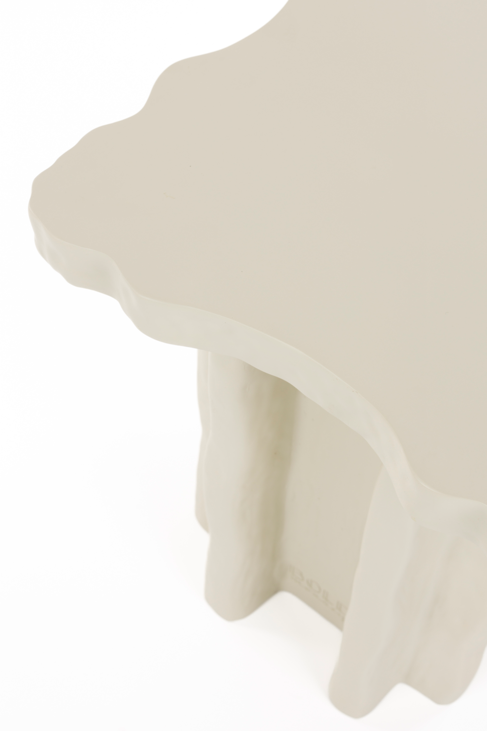 Table d'appoint bio beige
