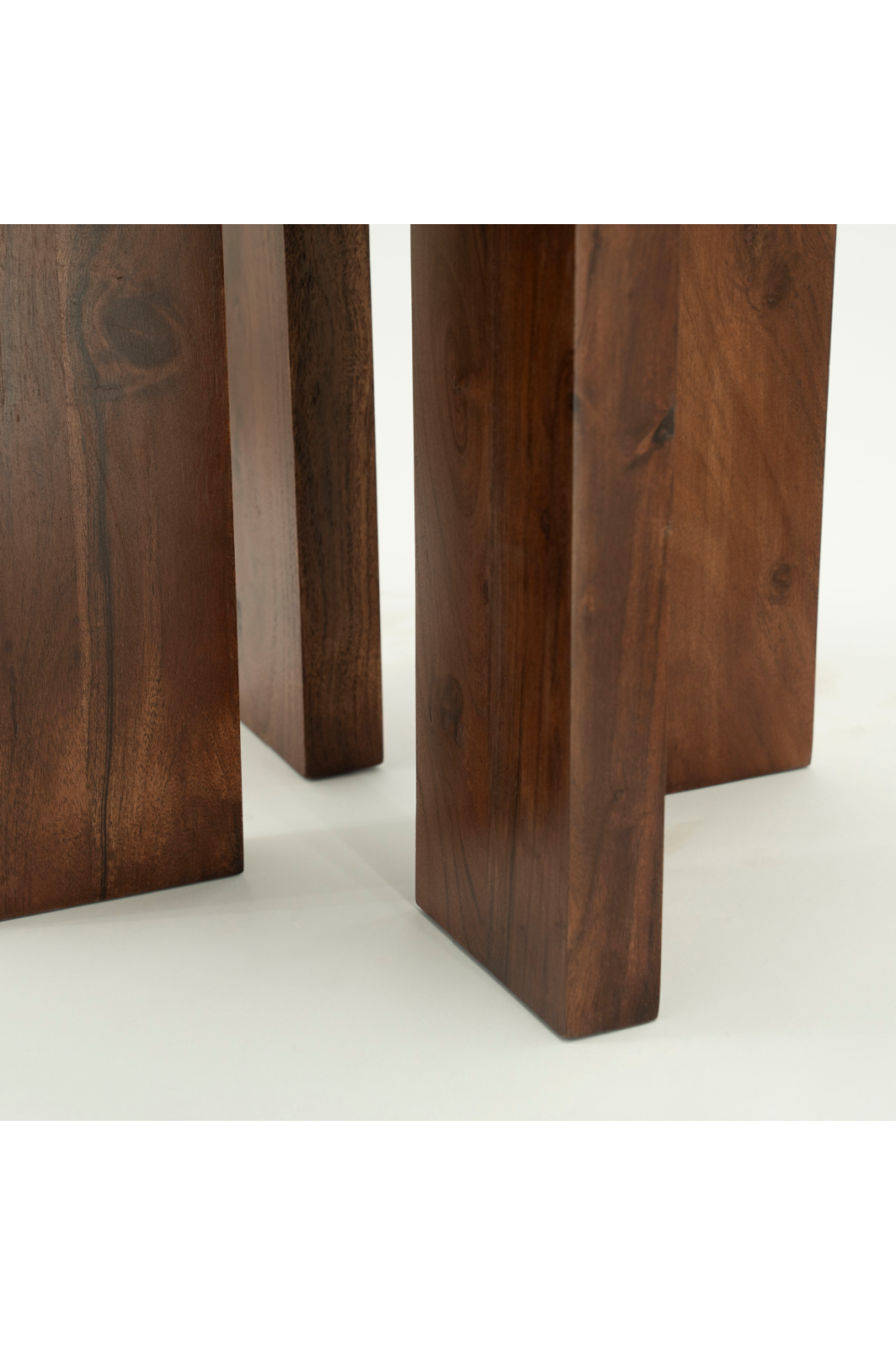 Table d'appoint en céramique marron