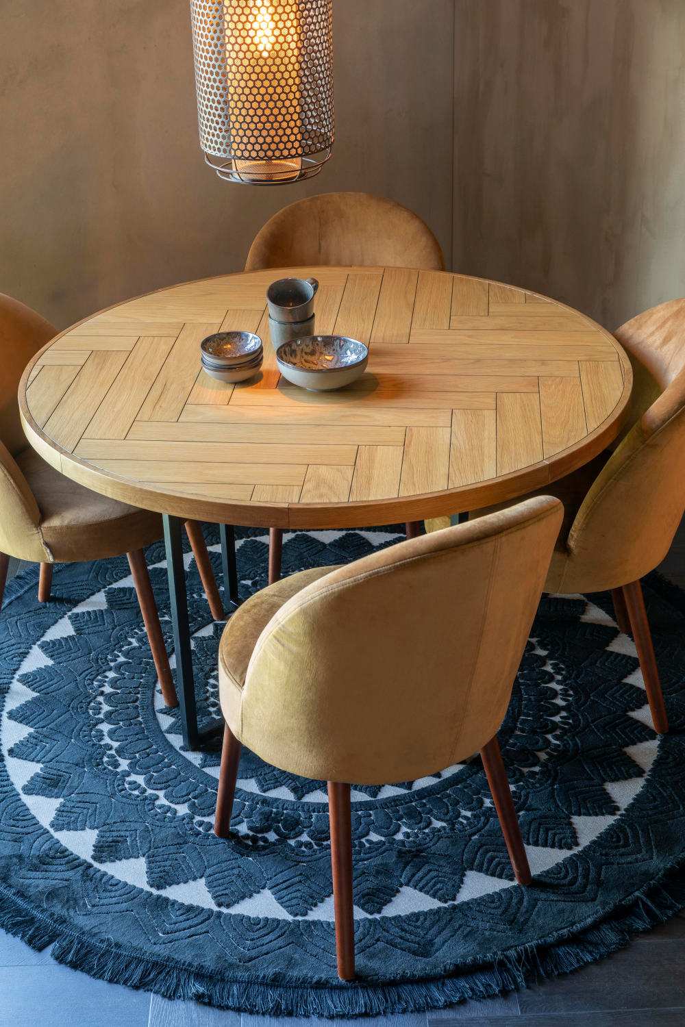 Table de salle à manger ronde en acacia