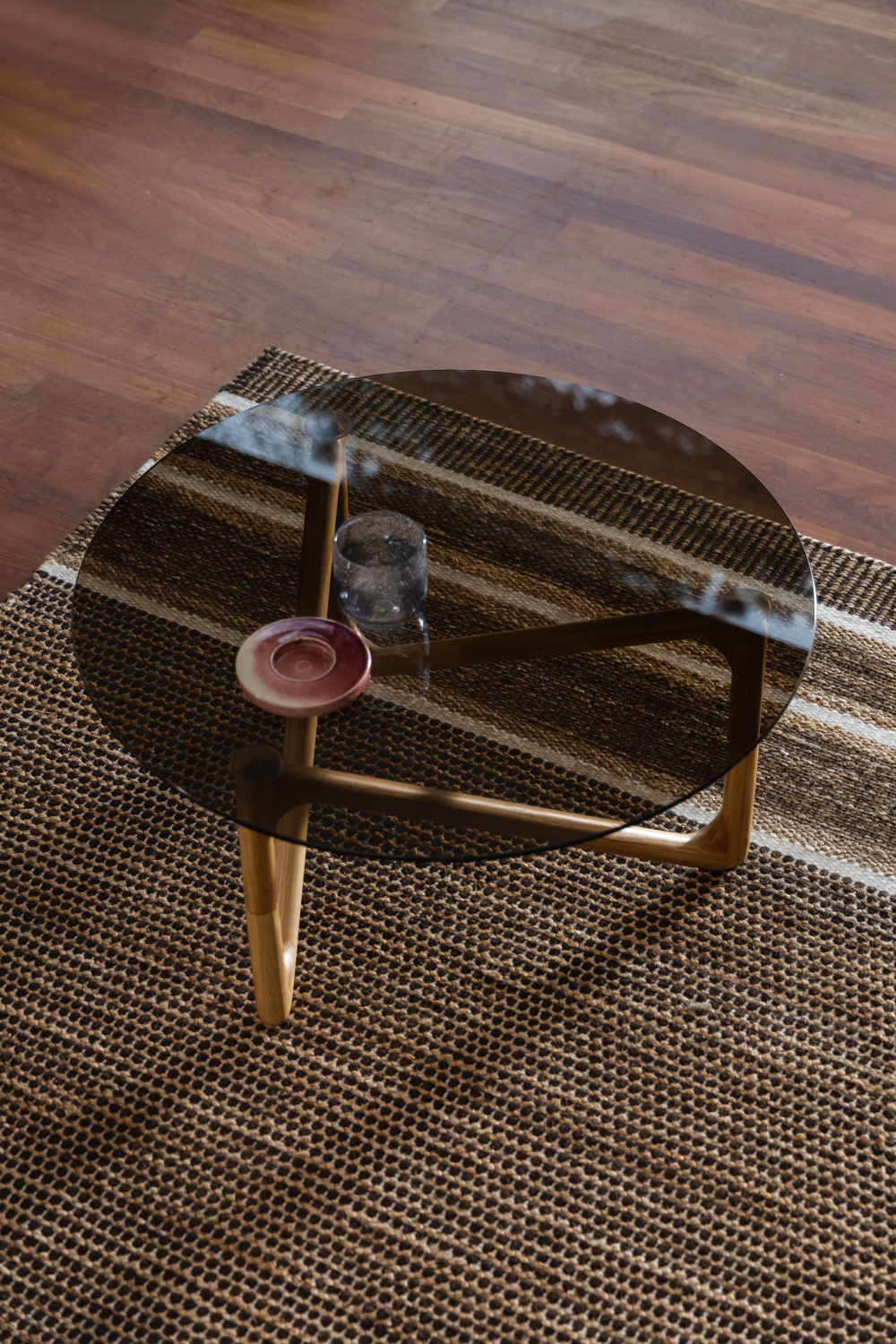 Table basse rétro en verre rond