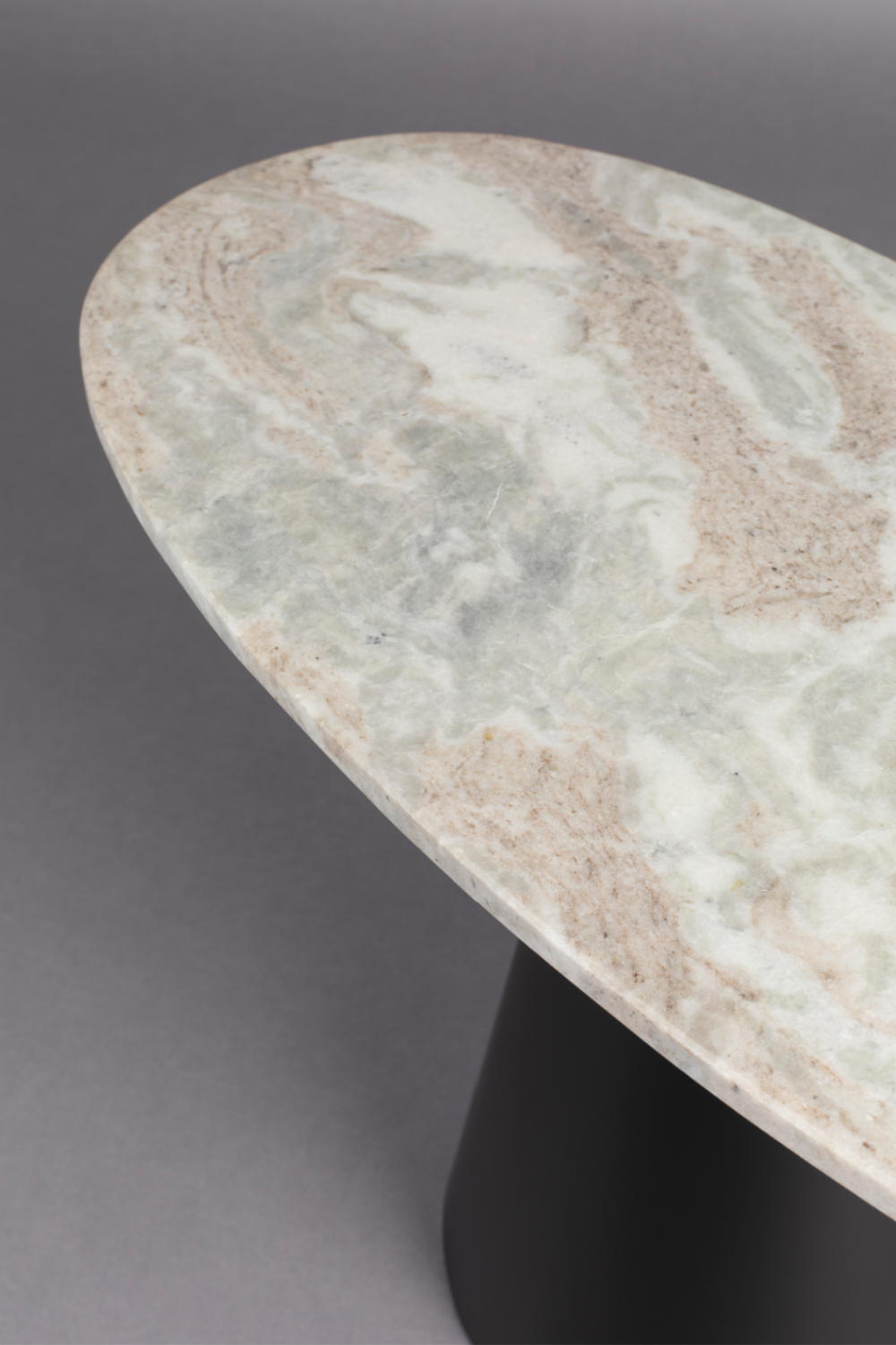 Table basse en marbre massif
