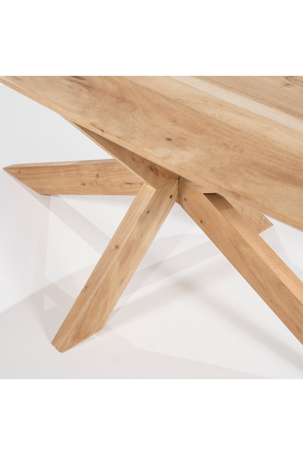 Table à manger en bois d'acacia naturel