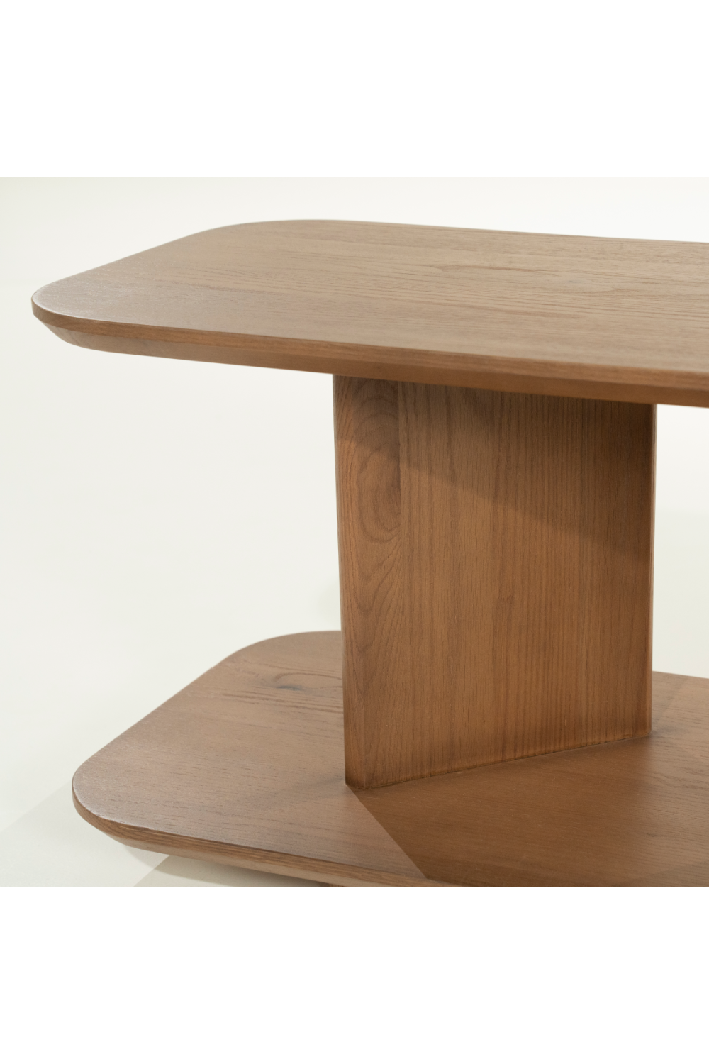 Table d'appoint en chêne laqué
