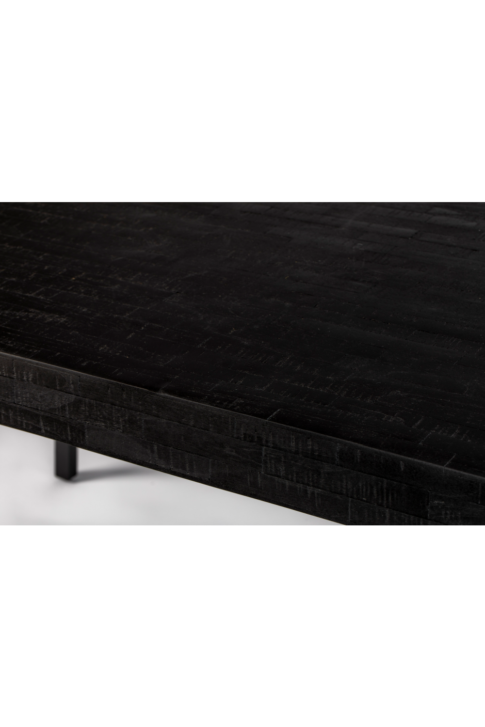 Table à manger en teck laqué noir