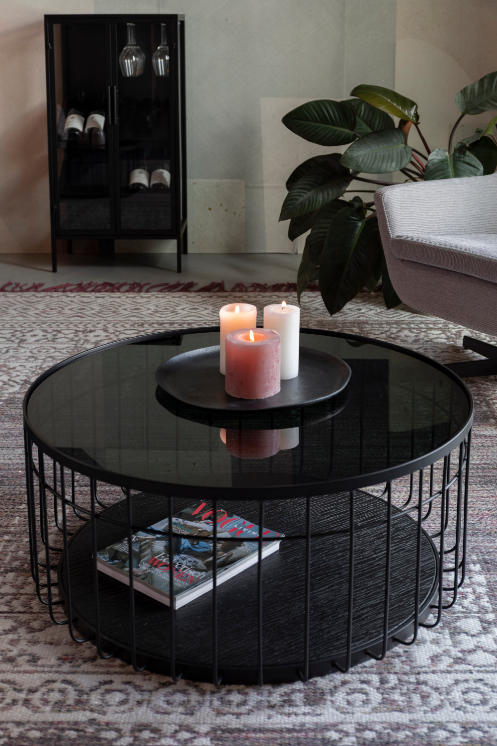 Table basse industrielle noire