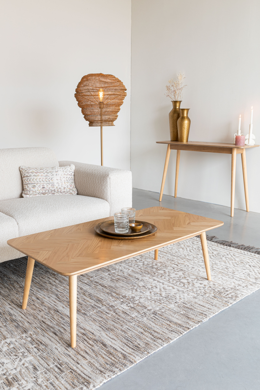 Table basse rectangulaire en bois