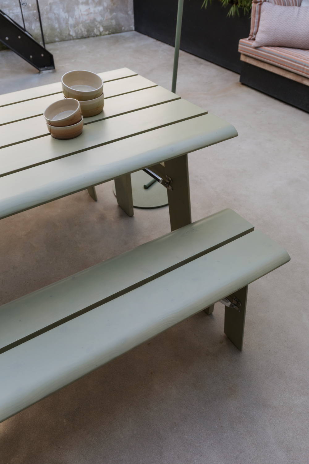Table basse d'extérieur pliable