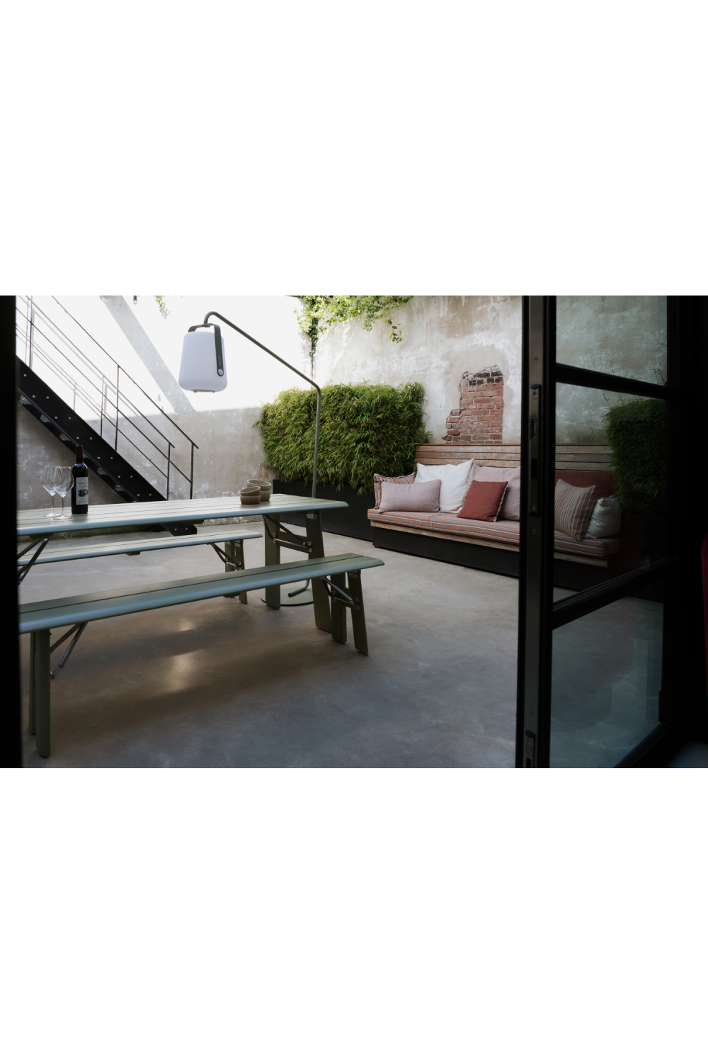 Table basse d'extérieur pliable