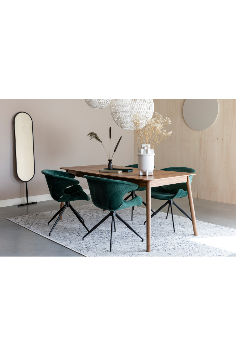 Table de salle à manger en noyer laqué