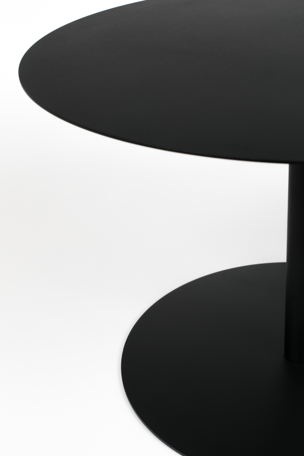Table d'appoint ronde noire (M)